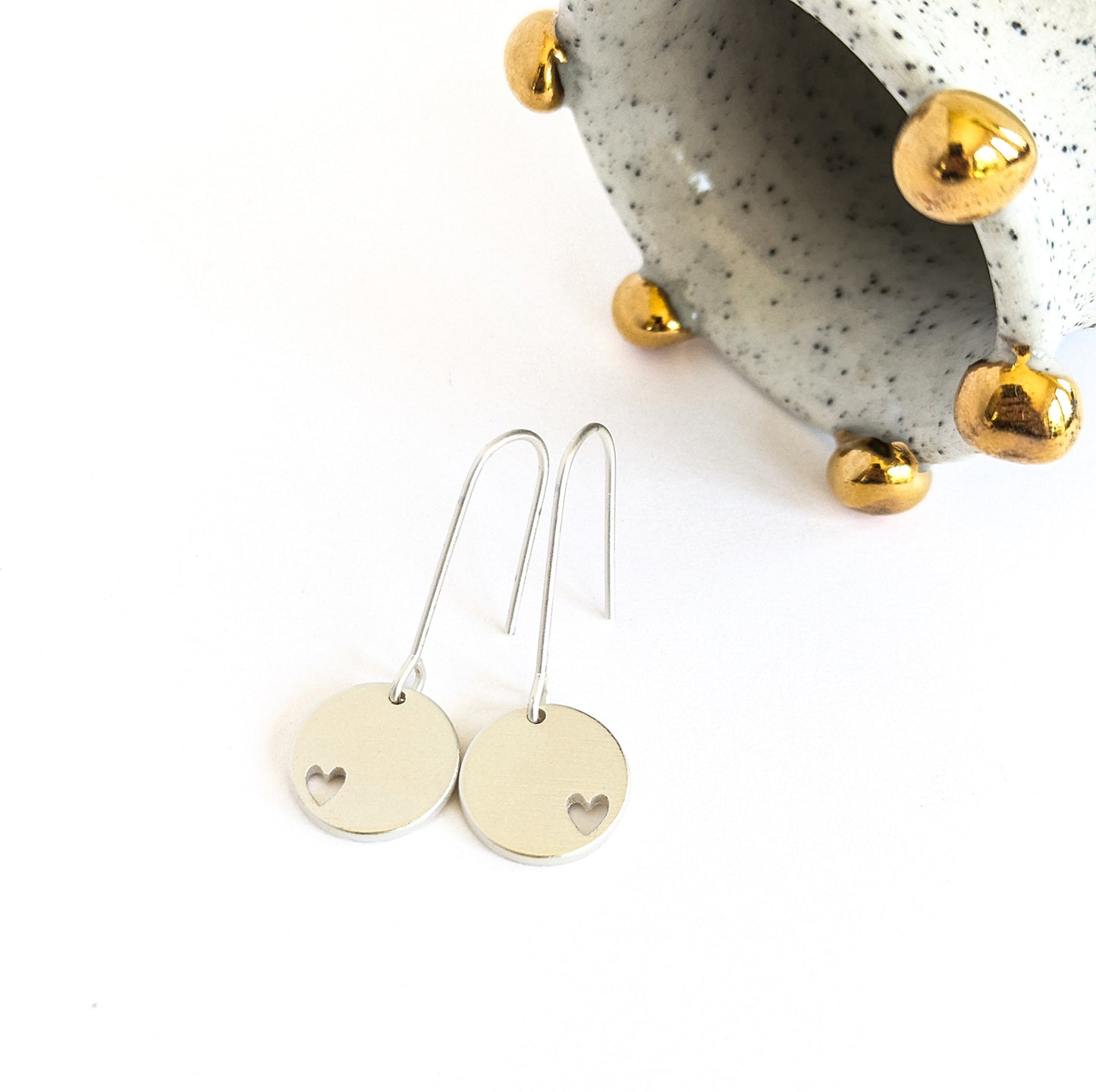 Void Heart Disc Short Hook Earrings