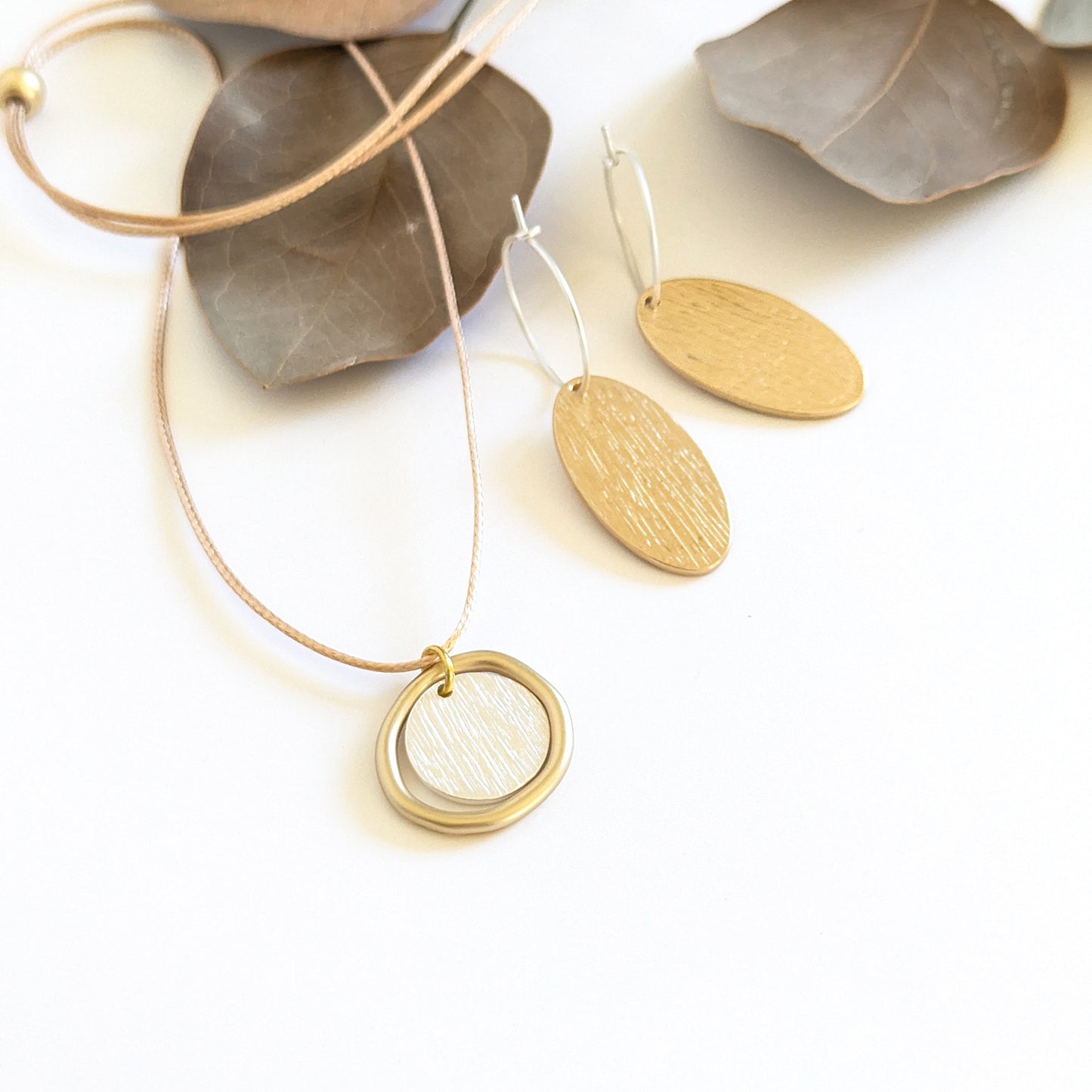 Textured Oval disc earrings