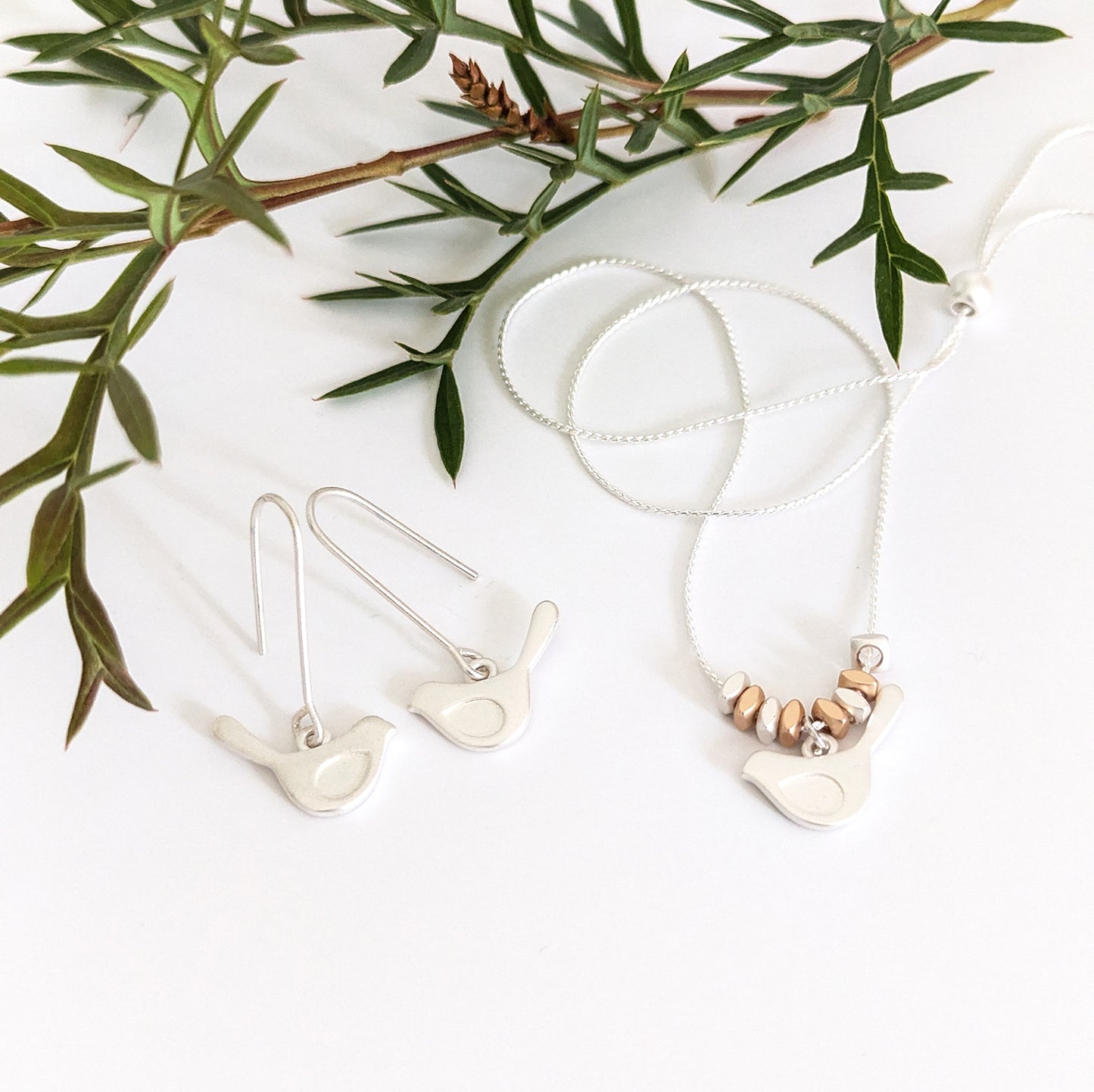 Winged bird chain necklace