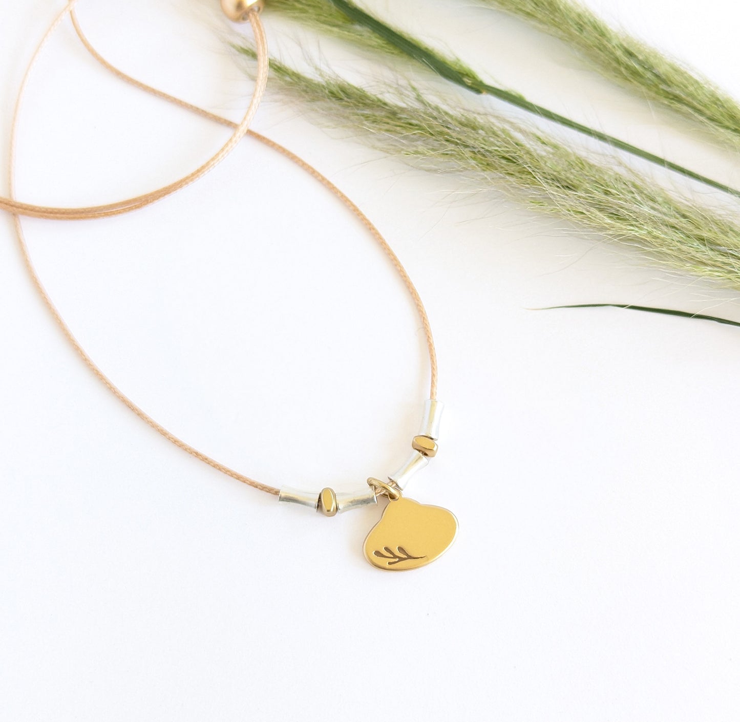 Oval Leaf Necklace