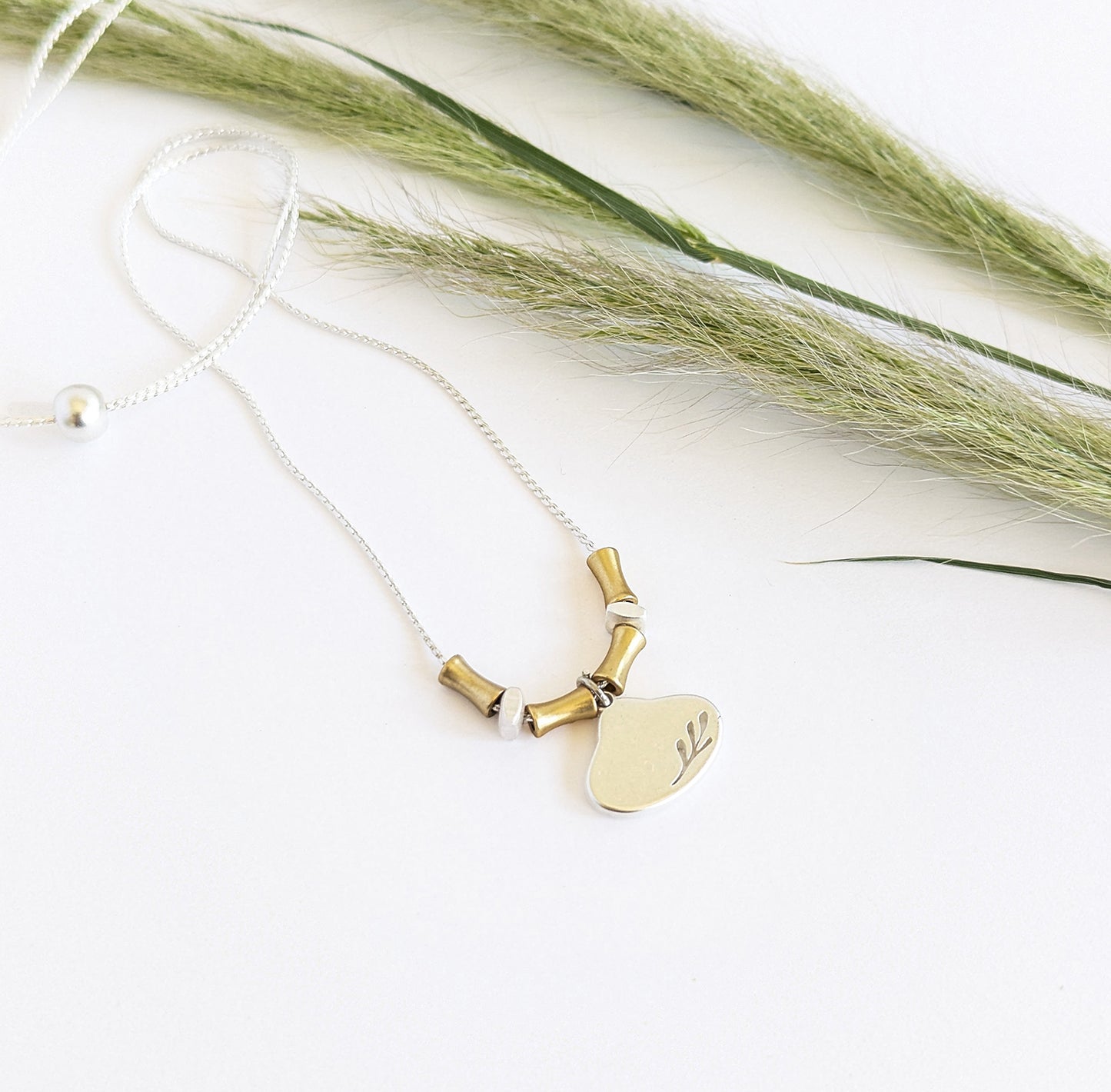 Oval Leaf Chain necklaces