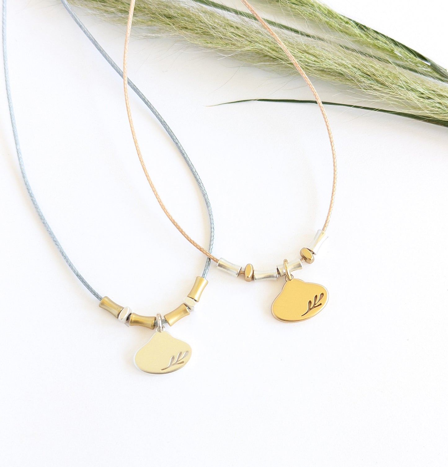 Oval Leaf Necklace