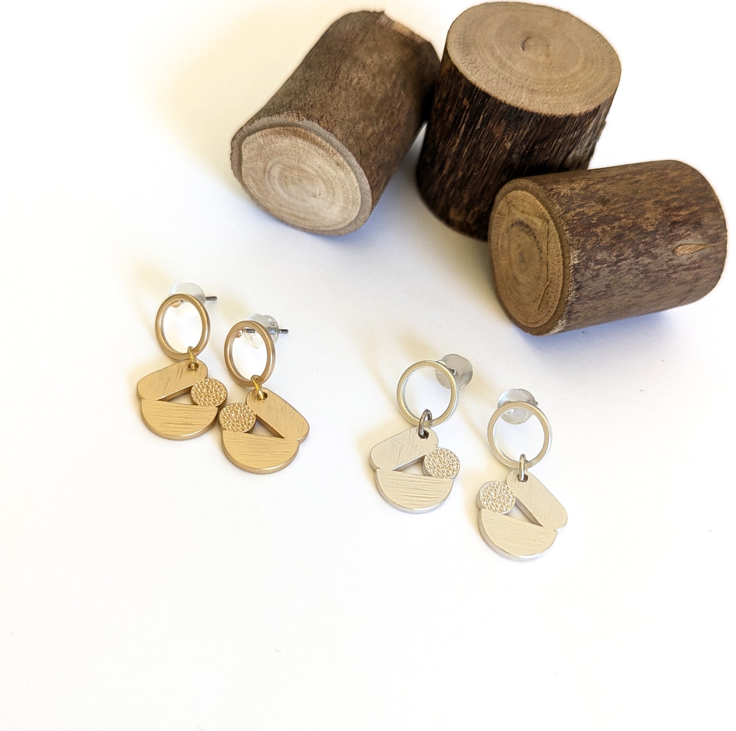 Mixed shape studs