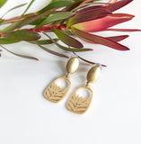 Leucadendron oval stud