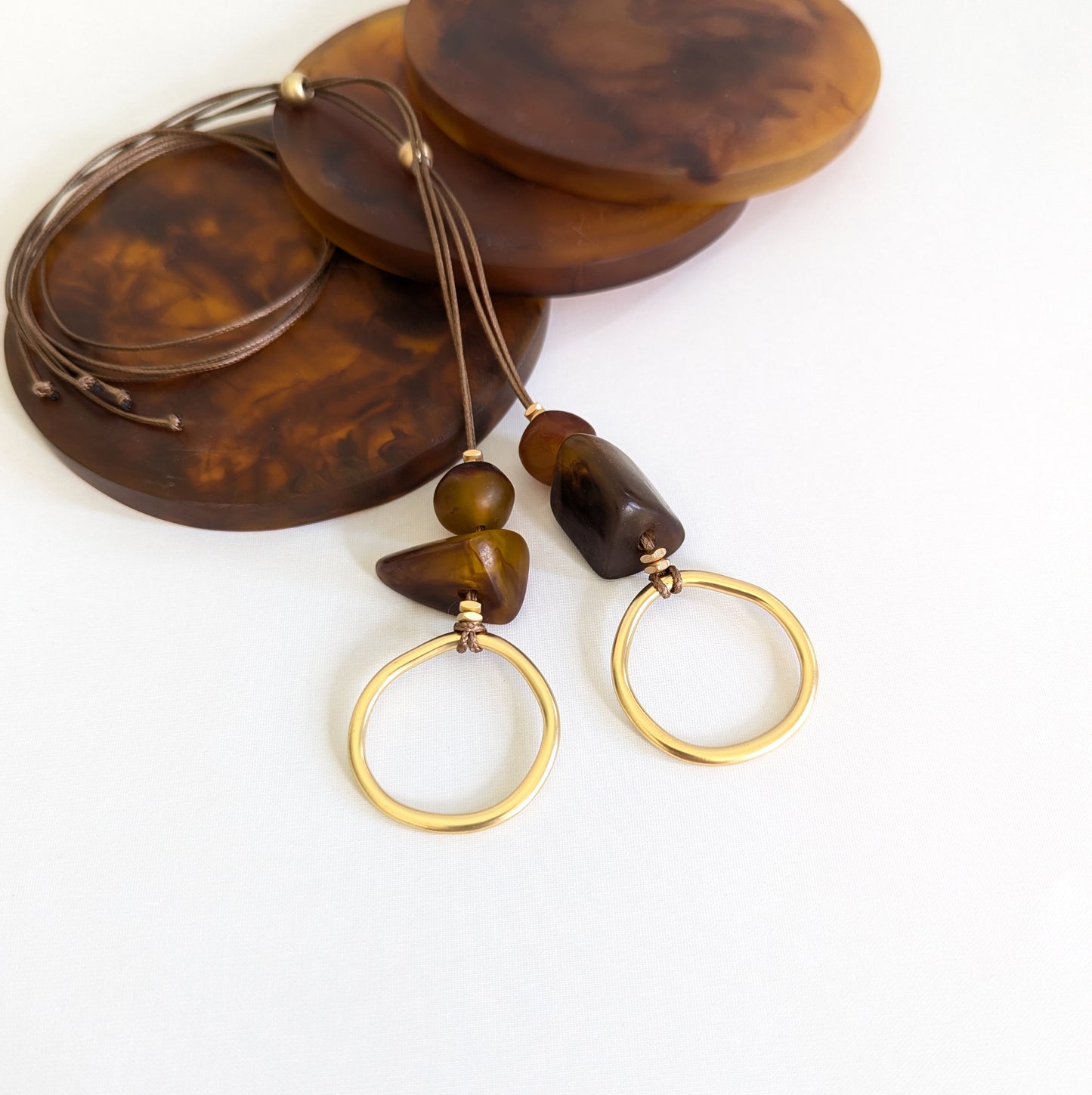 Irregular Resin Bead + Gold Ring Necklace 2145g