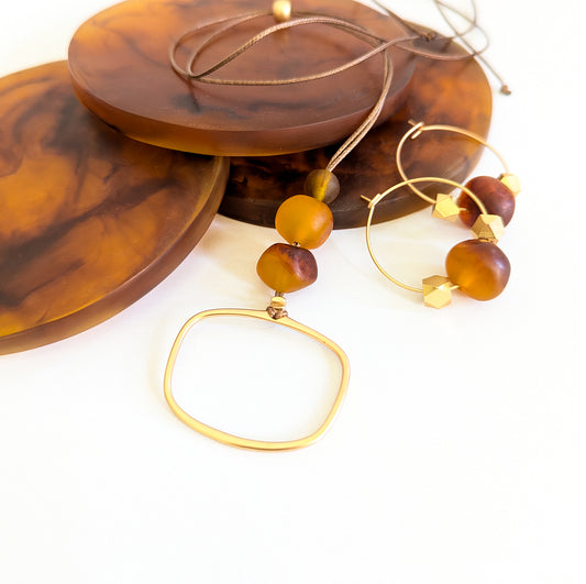 Round Resin Beads + Gold Nordic Ring Necklace