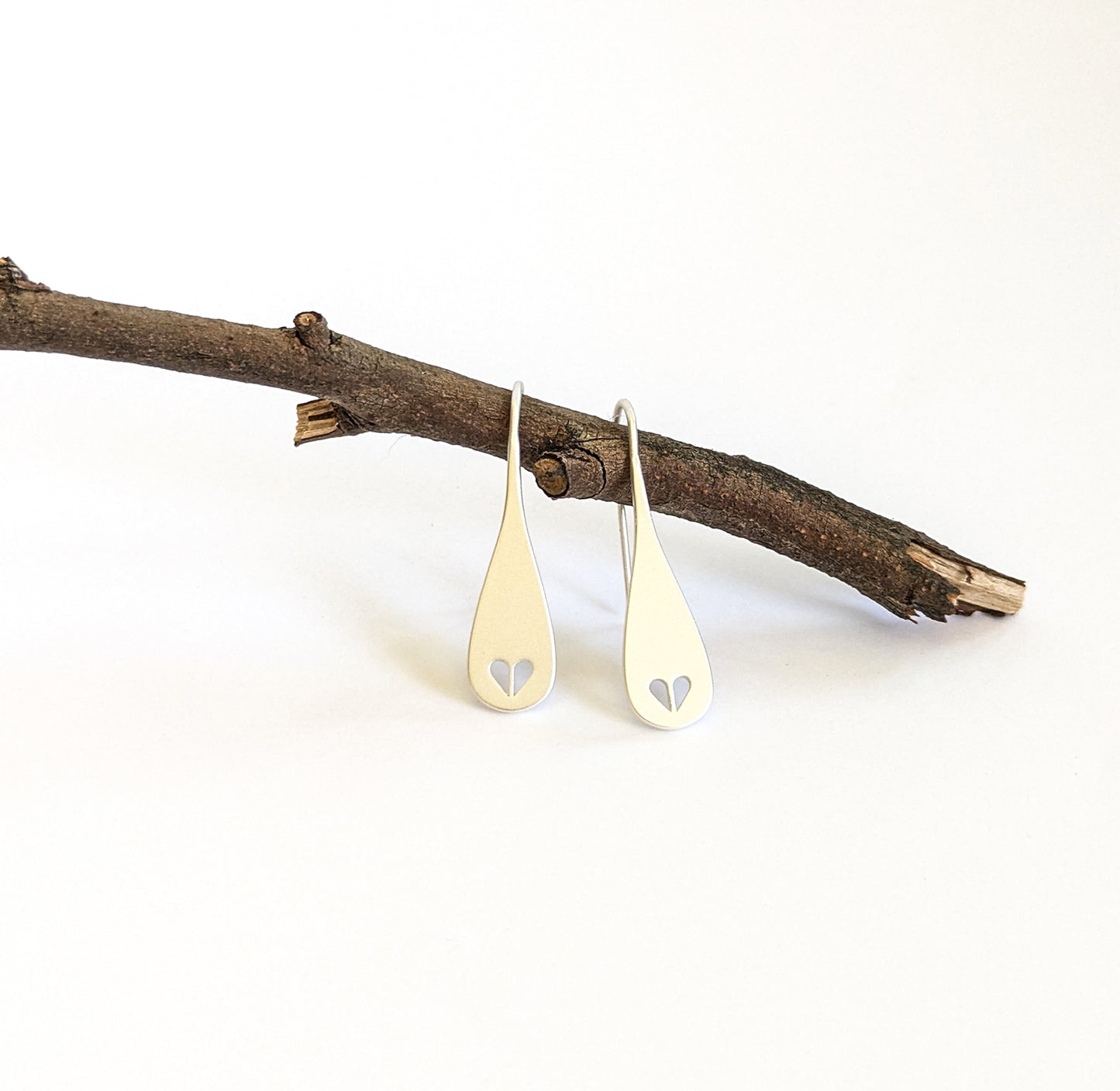 Heart cut-out hook earring