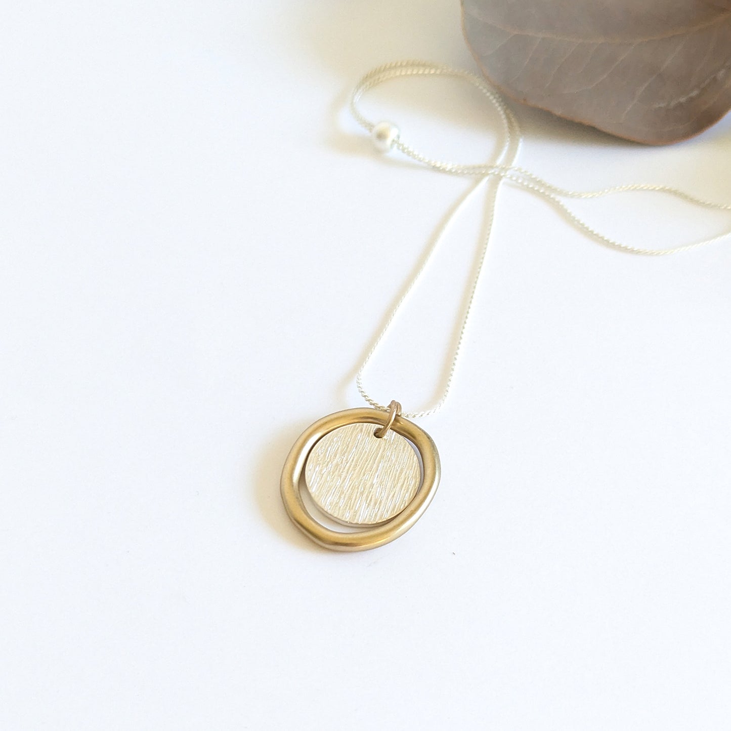 Ring with textured Disc Chain Necklace