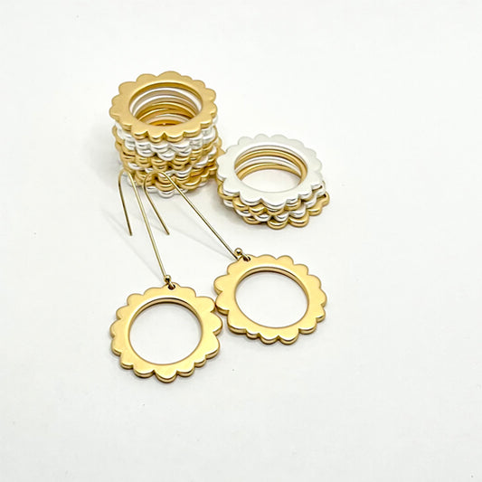 large scalloped ring on straight hook earring